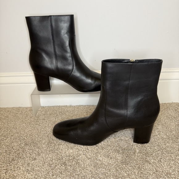 Johnston & Murphy Women's Black Ankle Block Heel Boots Leather Size 9.5 2.25" - Picture 2 of 13